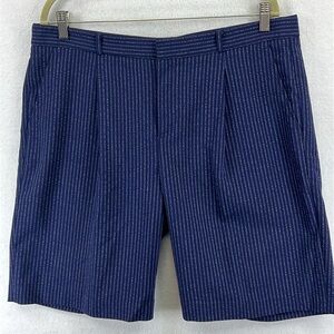 Banana Republic Women’s Shorts Size 14 Navy Pinstripe Poly/Rayon Blend Like New